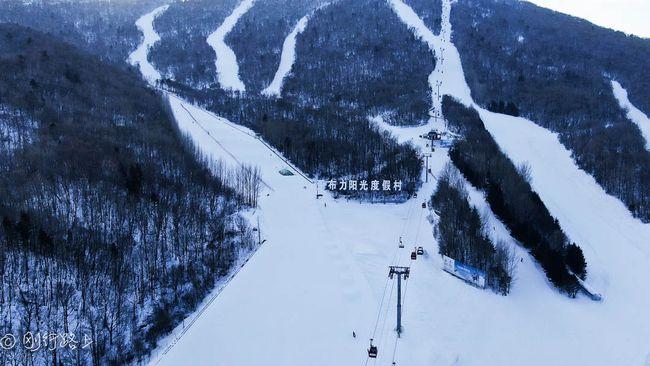 怎么去亚布力滑雪场