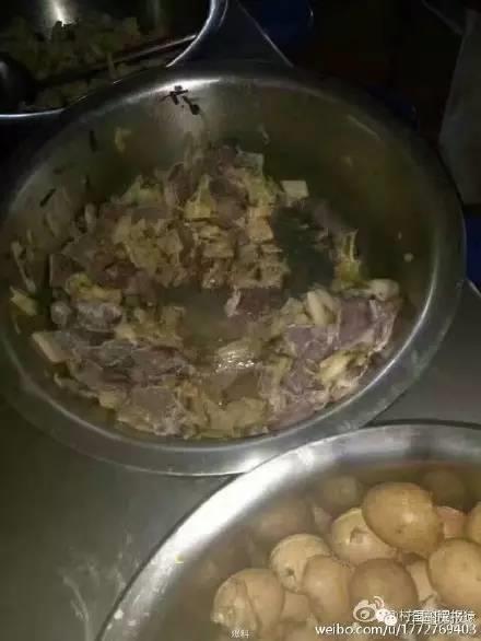 为什么我们学生吃的饭菜都像猪食？