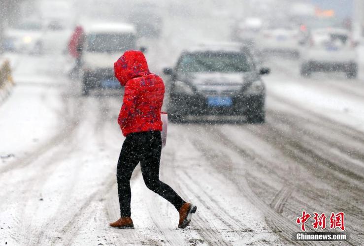 乌鲁木齐迎来最强降雪天气，说说你看到的情况？