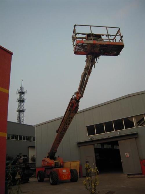 高空作业平台和高空作业车的区别