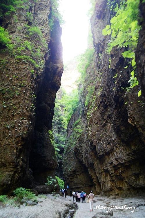 百里峡的介绍